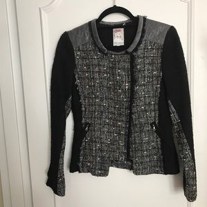 Tweed light weight coat